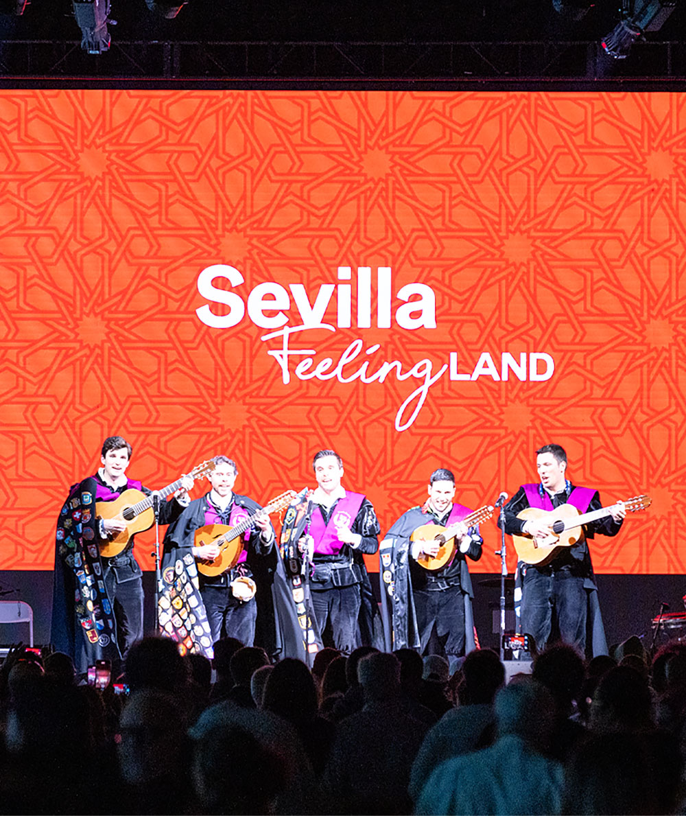 Live music and Flamenco